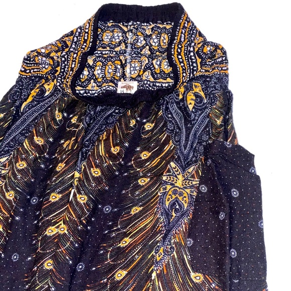 (SOLD) Loose Boho Flowy High Waisted Pocketed Pants - Picture 4 of 4